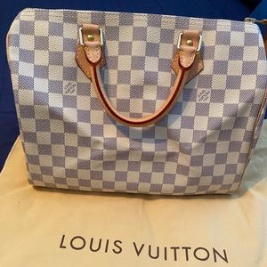 Louis Vuitton Speedy 30. Authentic.